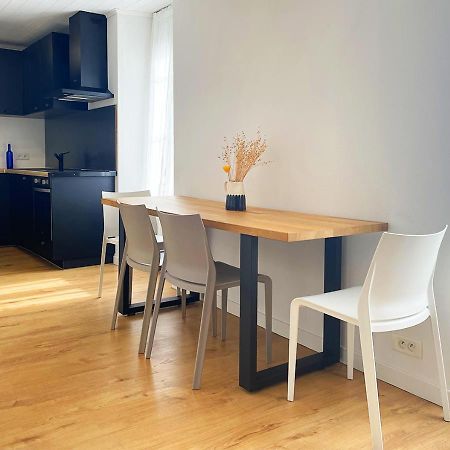 Charmant Appartement Renove Au Coeur De Concarneau Ngoại thất bức ảnh