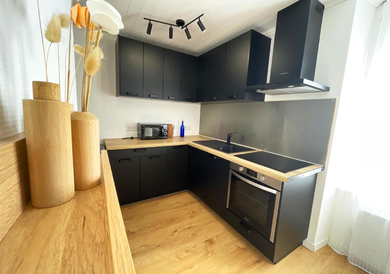 Charmant Appartement Renove Au Coeur De Concarneau Ngoại thất bức ảnh